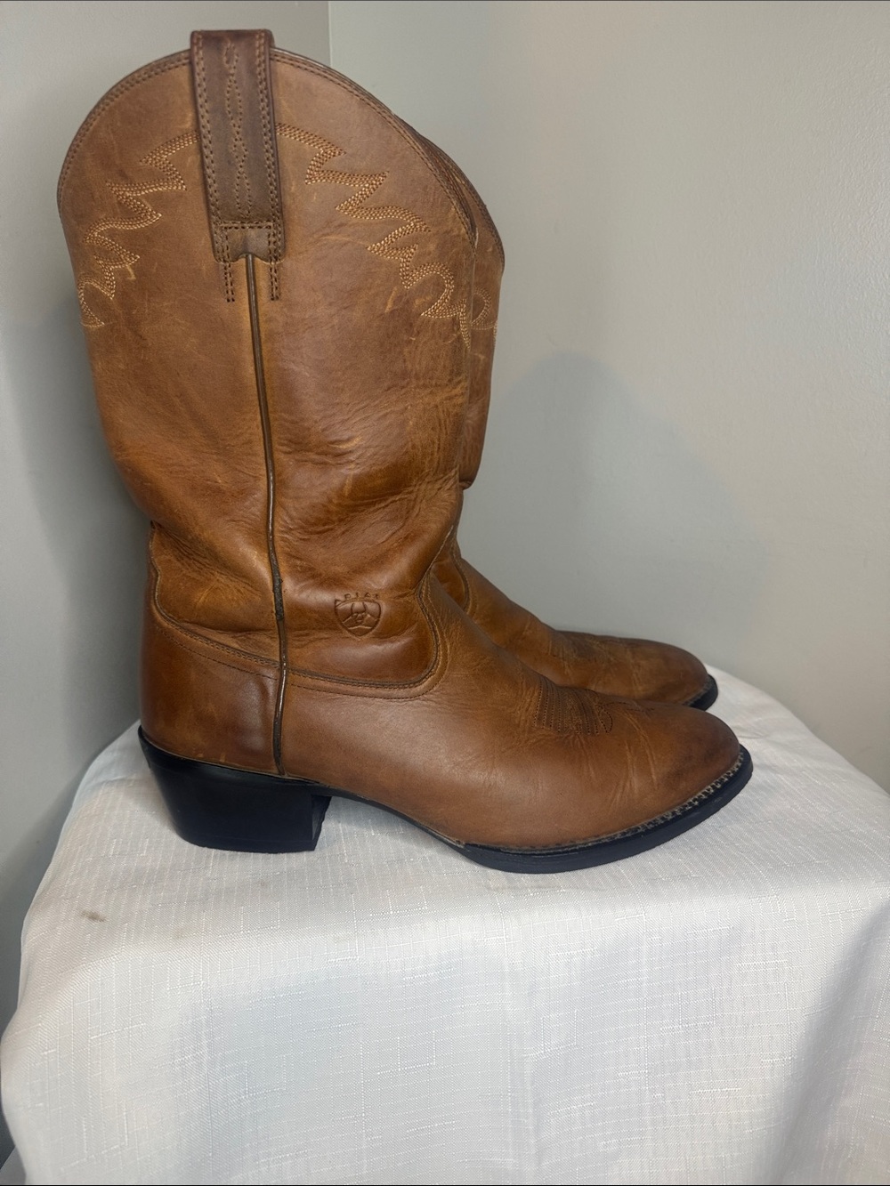 Men's Brown Ariat Leather Cowboy Boots